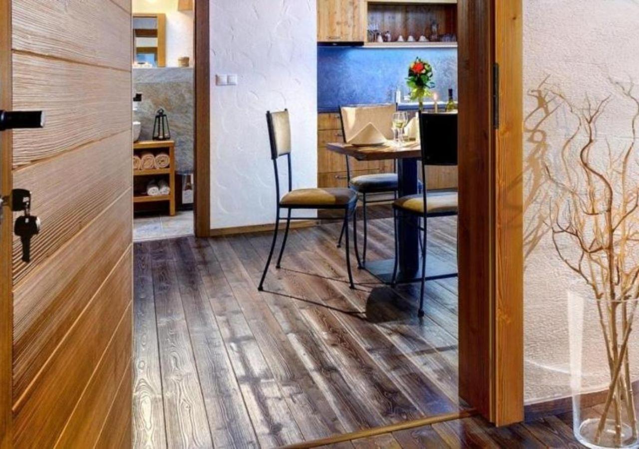 Chalets Jasna Collection Centrum デマノブスカ・ドリーナ エクステリア 写真